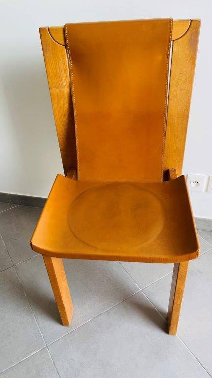 Chaises en orme massif et cuir , Luigi Gorgoni , roche bobois