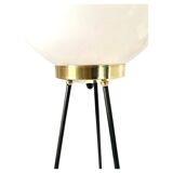 lampadaire vintage avec structure tripode Italie