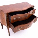 Stylish inlaid chest of drawers, France.