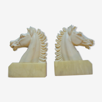 Pair of vintage horseends in marble and oXolite Italy