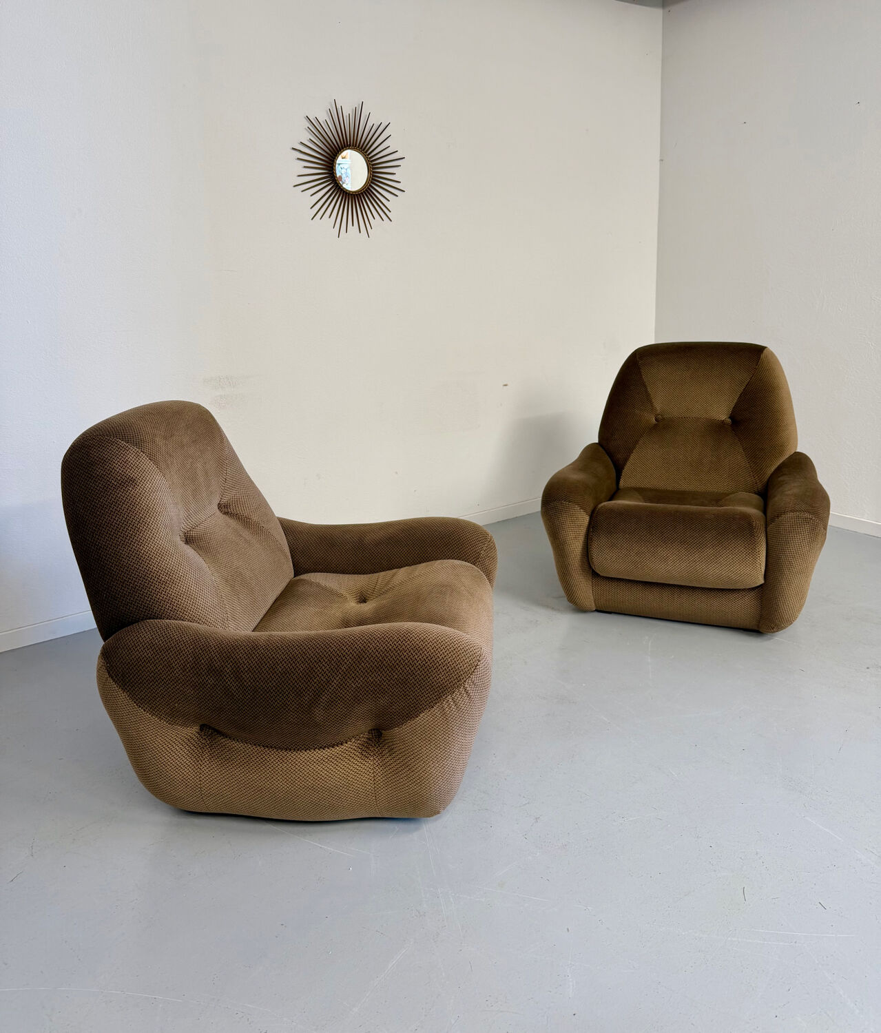 Lot of 2 cosy fabric armchairs, French design, vintage 1970s.