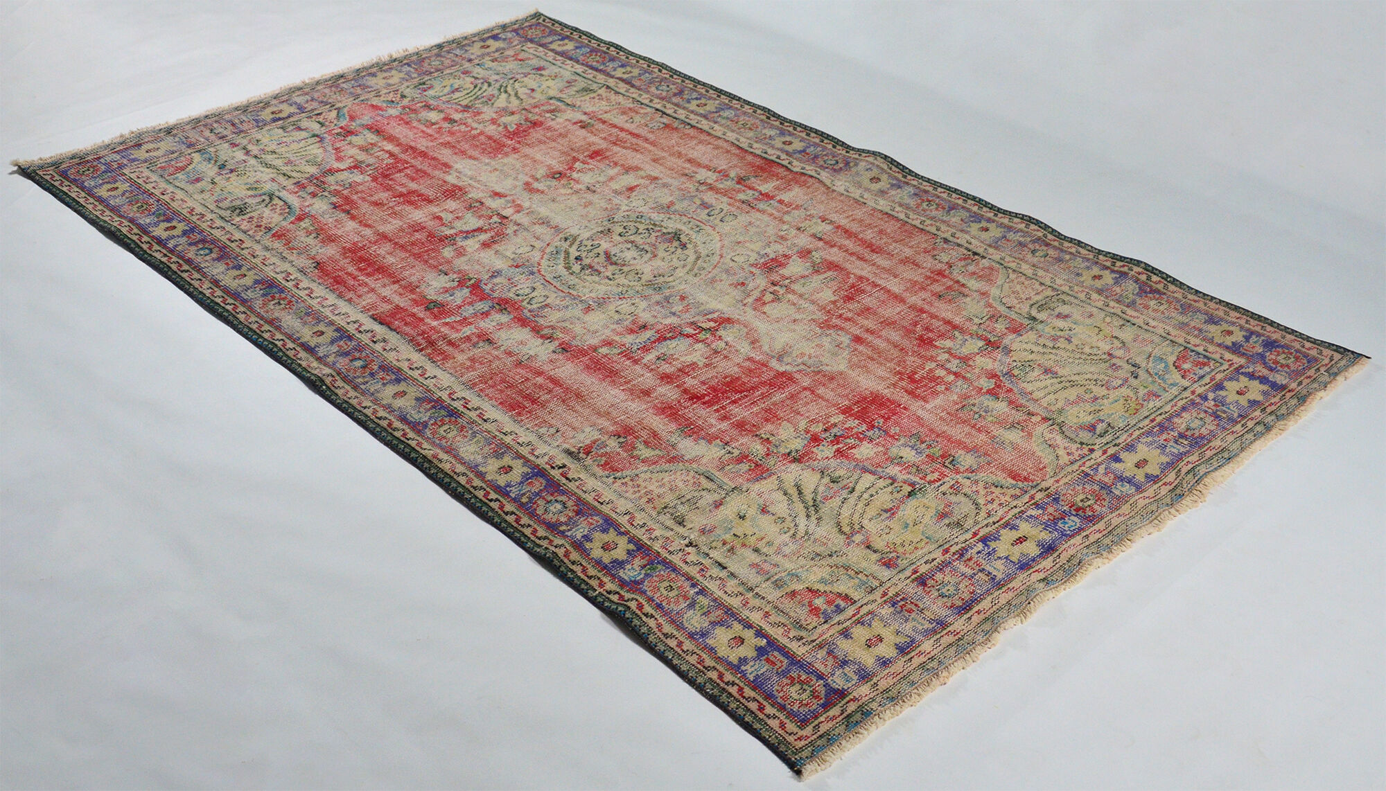 Anatolian handmade vintage rug 275 cm x 169 cm