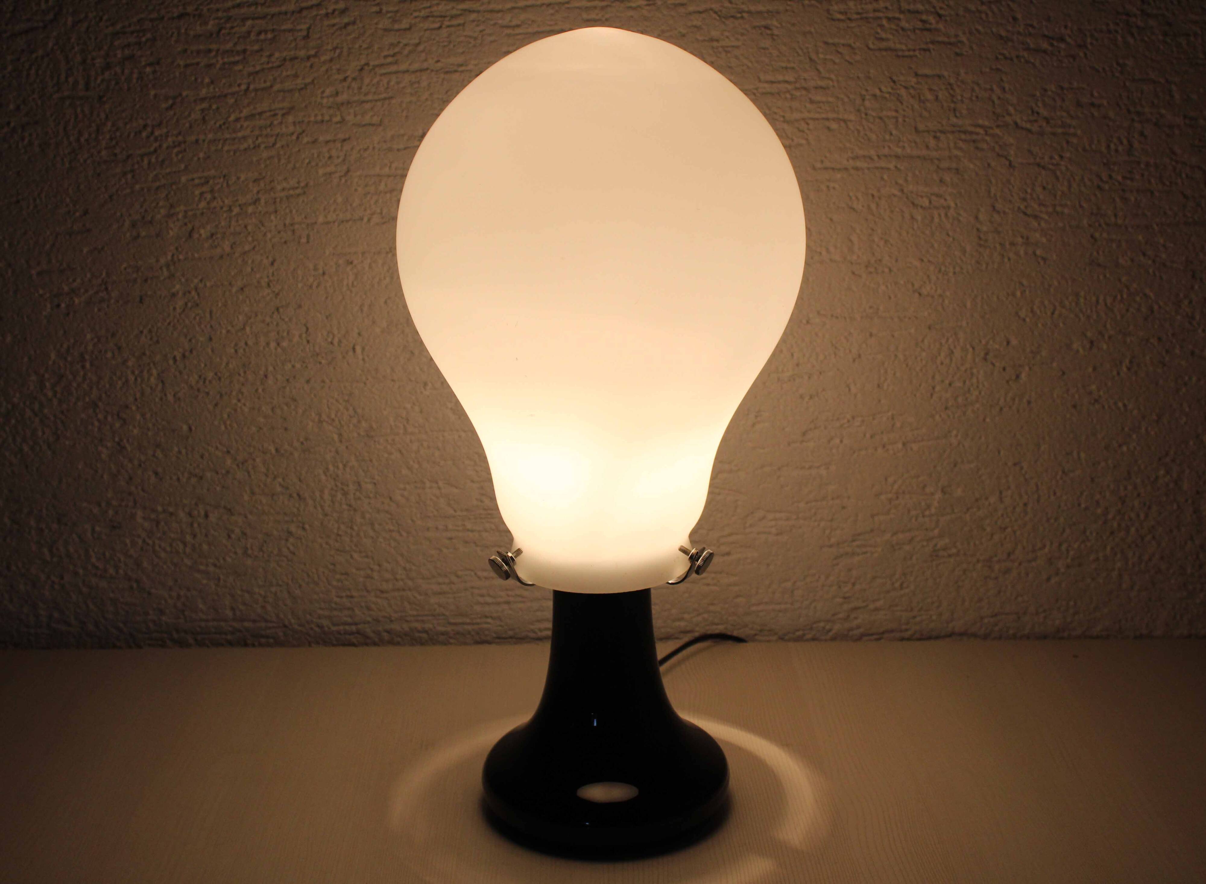 Table lamp made entirely of black and white glass, 1980