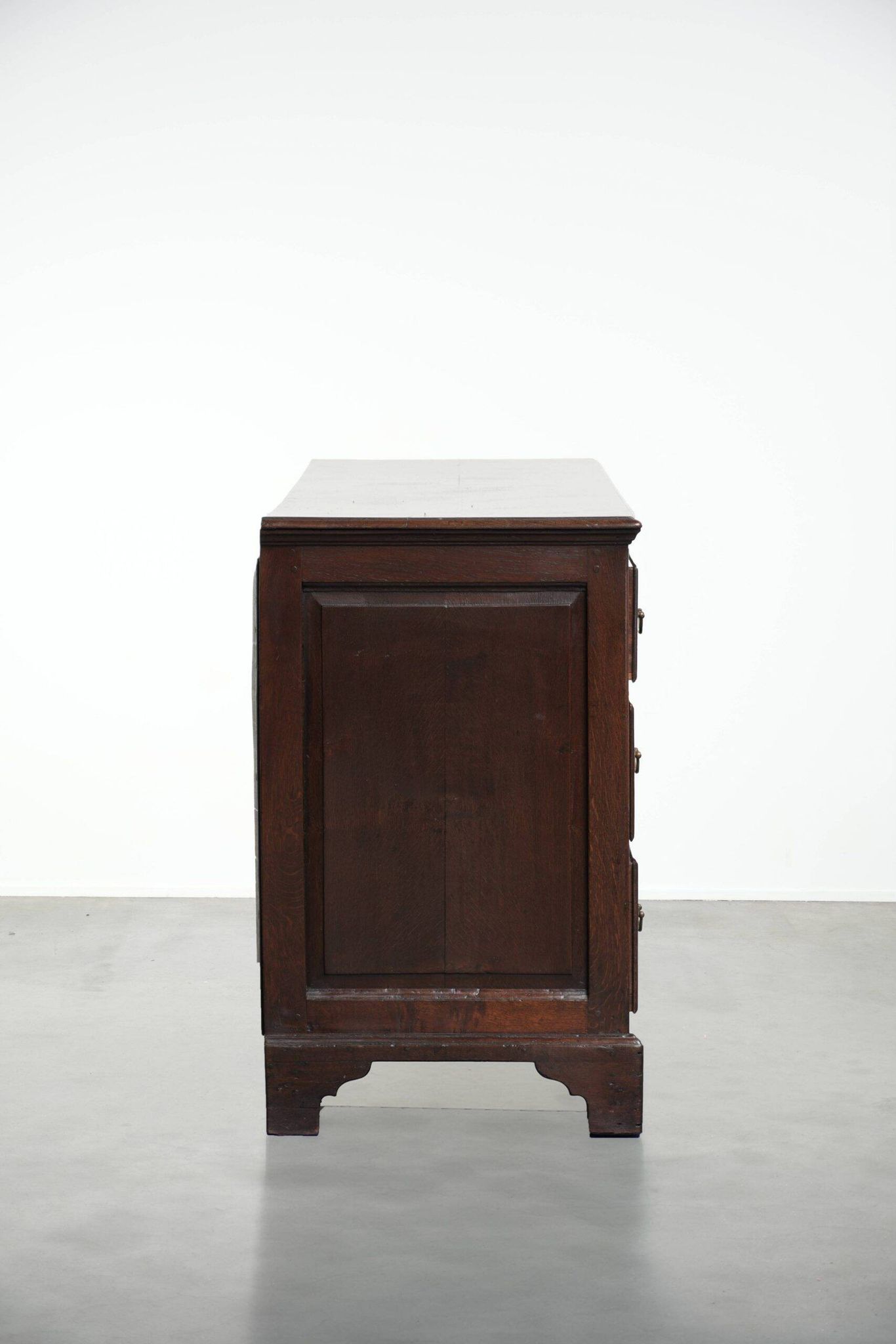 Buffet anglais en chêne antique du XVIIIe siècle / Commode anglaise basse