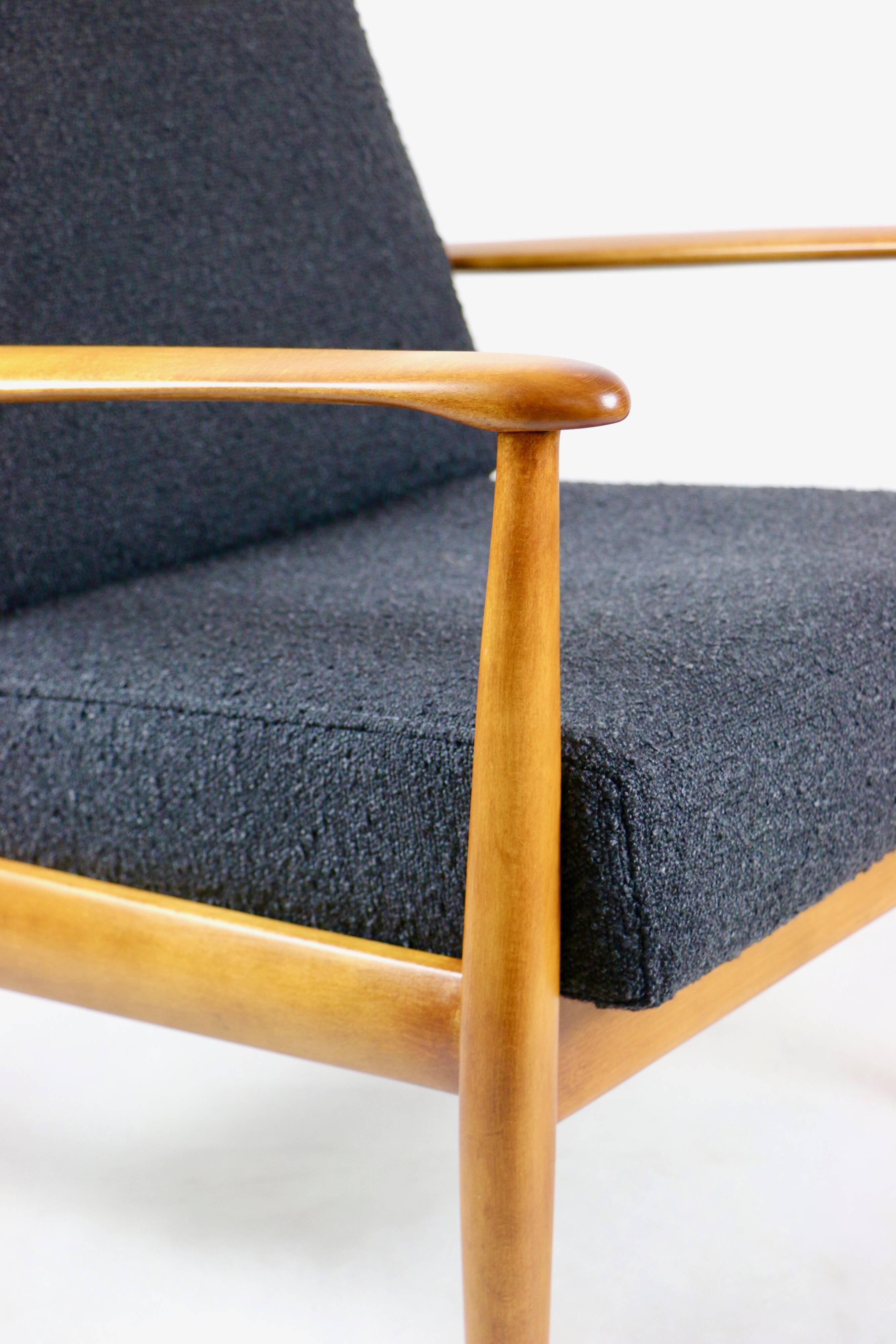 Fauteuil boucle noir design danois sur les oreillers, années 1970