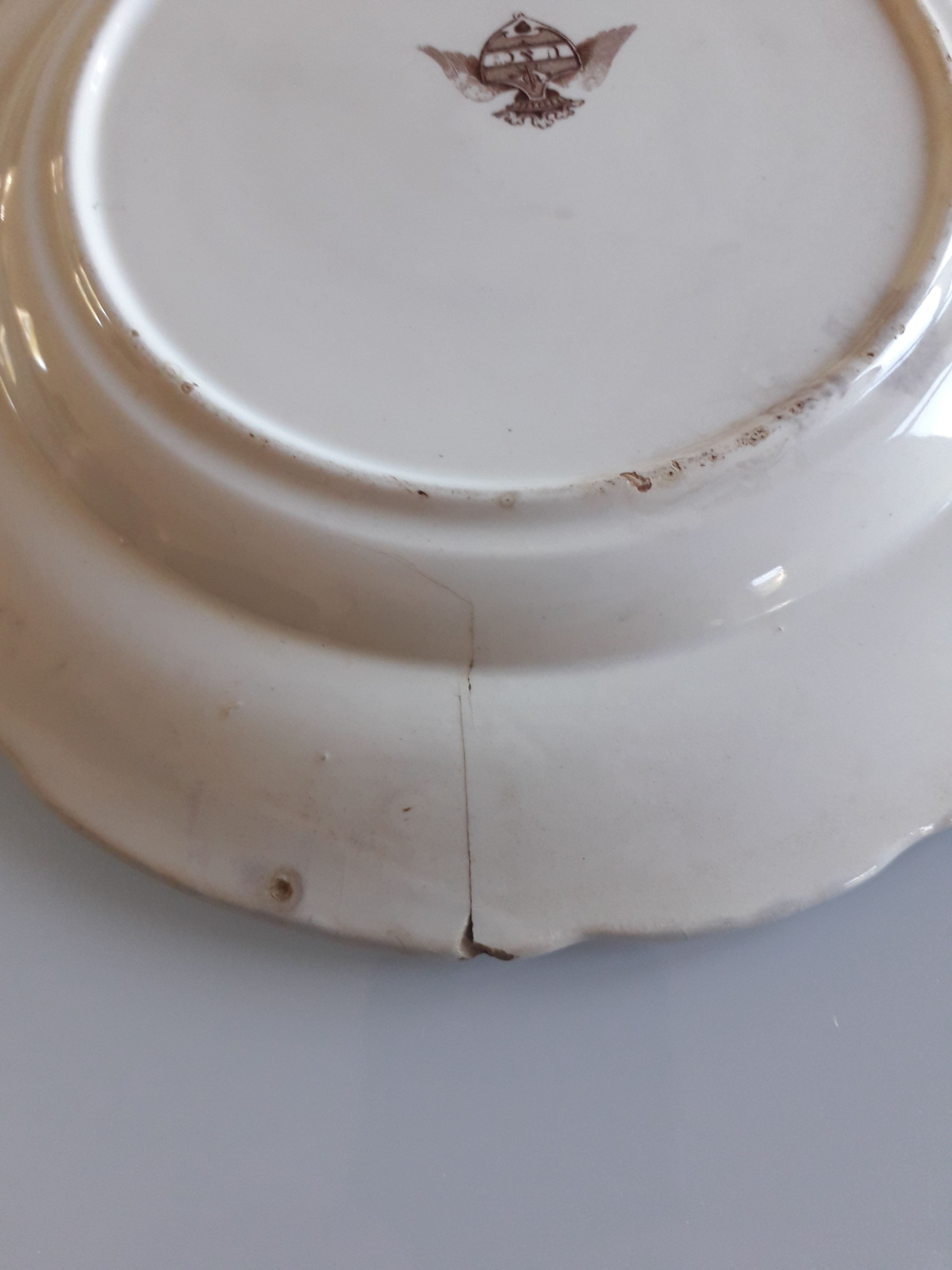 Set of 12 plates in Sarreguemines earthenware - decoration 12 months of the year