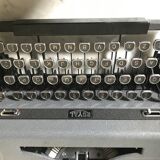 Royal typewriter, circa 1940