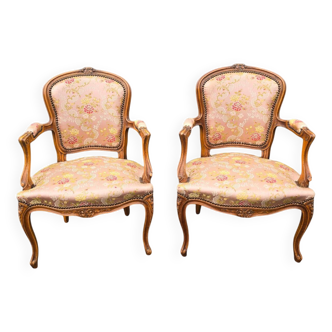 Pair of Louis XV cabriolet armchairs in floral fabric