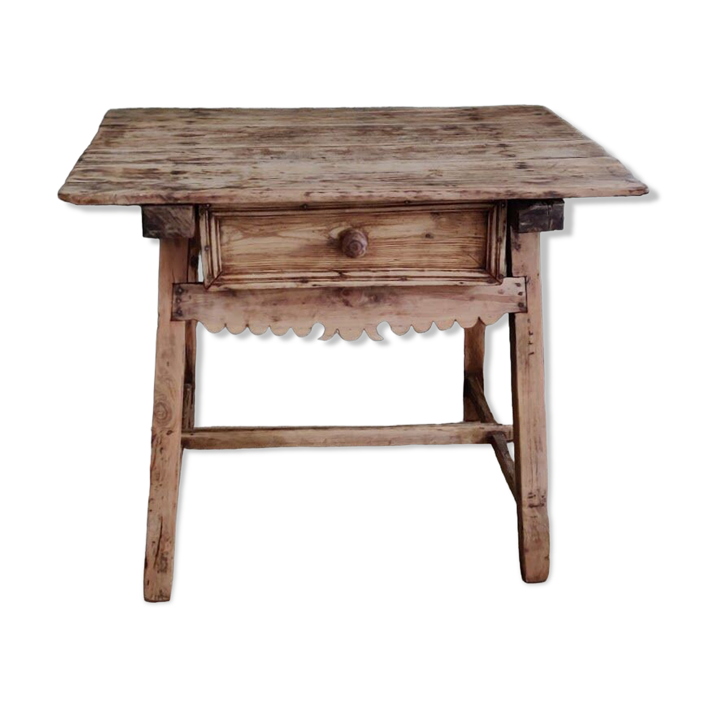 cottage table / folk art