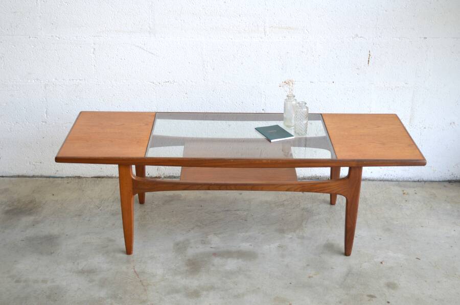 Table basse par G-plan plateau verre 136 cm