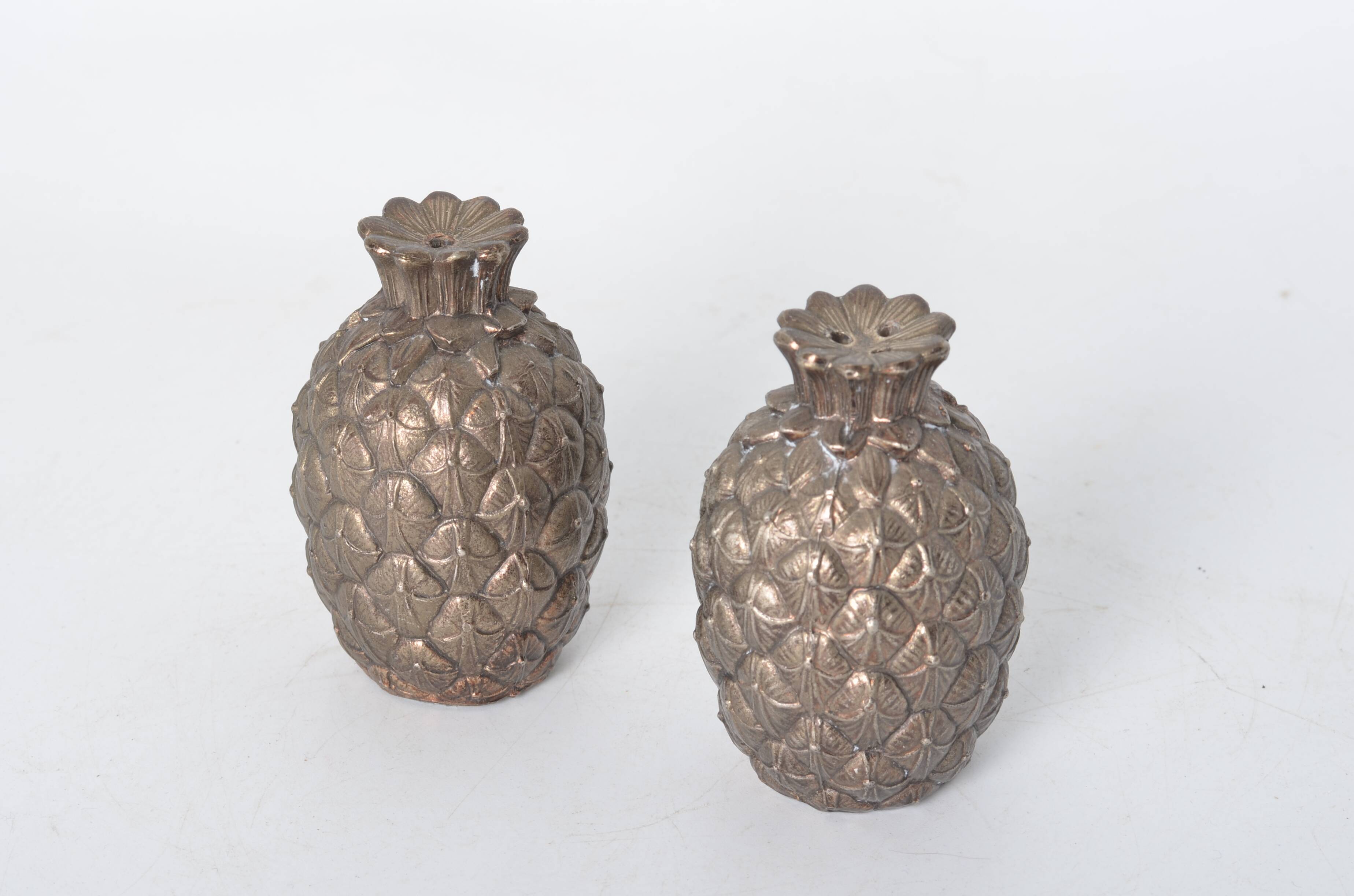 Mauro Manetti pineapple salt and pepper shaker