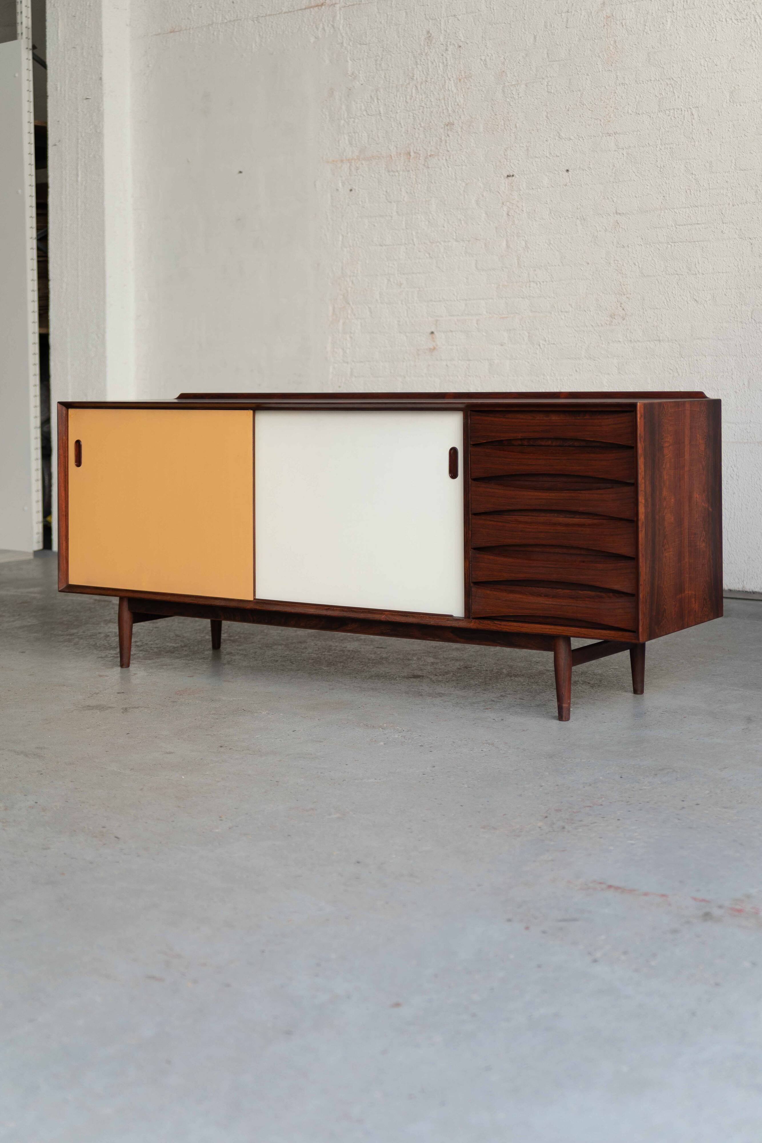 Sideboard 'OS 29' by Arne Vodder