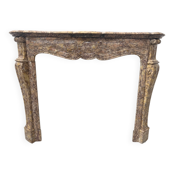 Cheminée de style Louis XV Model Pompadour Marbre brèche mouchetée XIX sièc