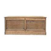 Oak chest from the late 19th century