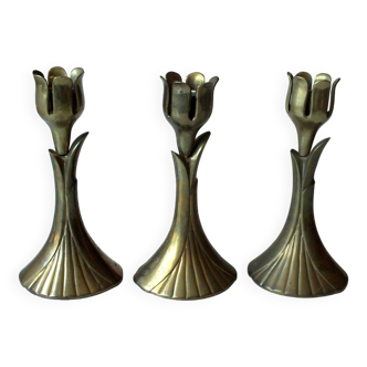 3 beautifull solid brass candle holders with floral motif, vintage from the 1960s