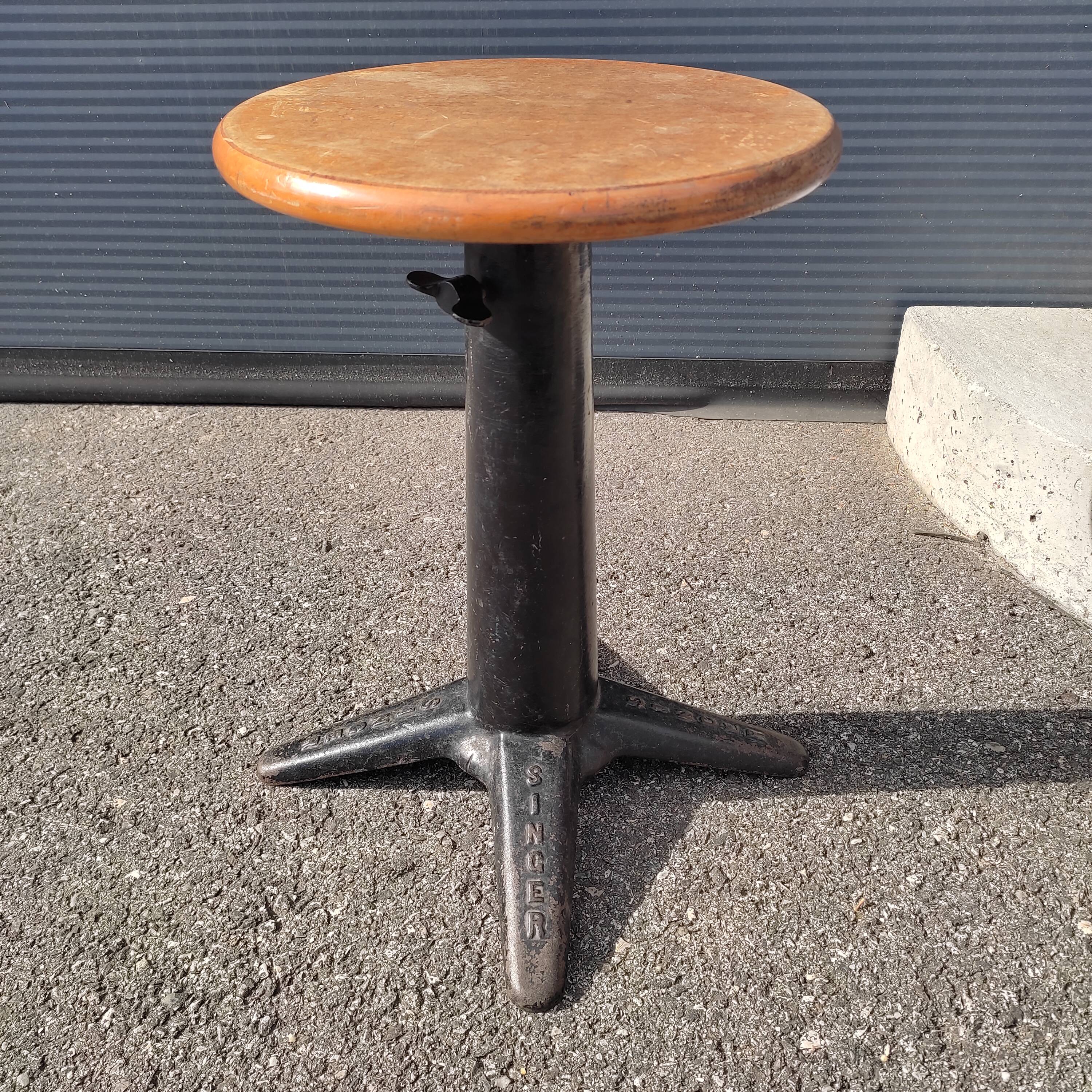 Singer Stool