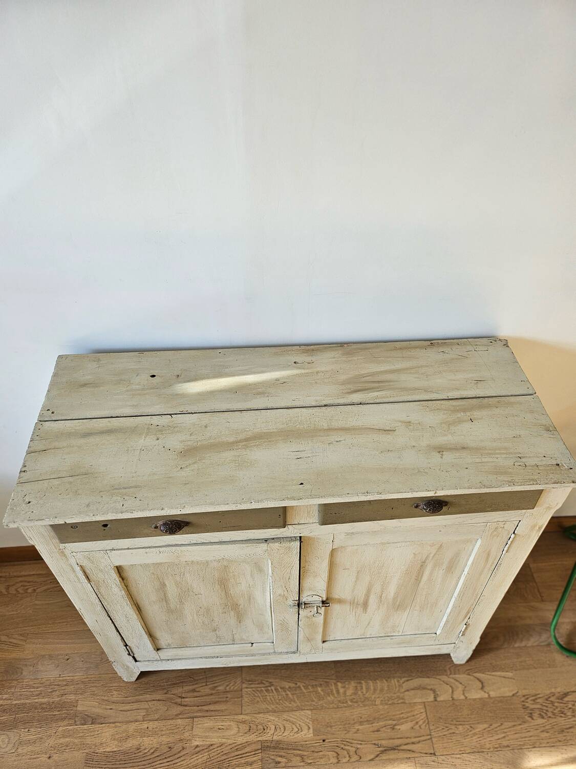 Grand Parisian peasant buffet