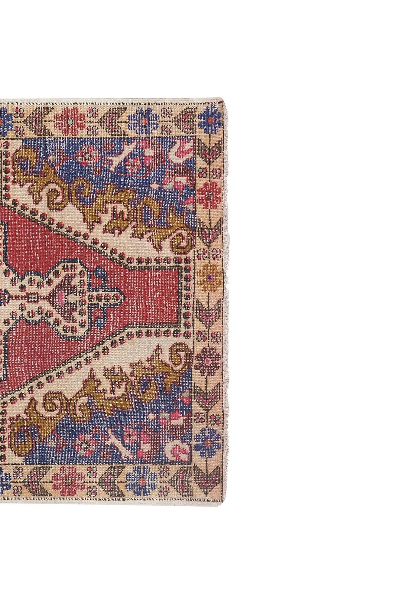 Vintage Turkish handmade rug 143x216 cm