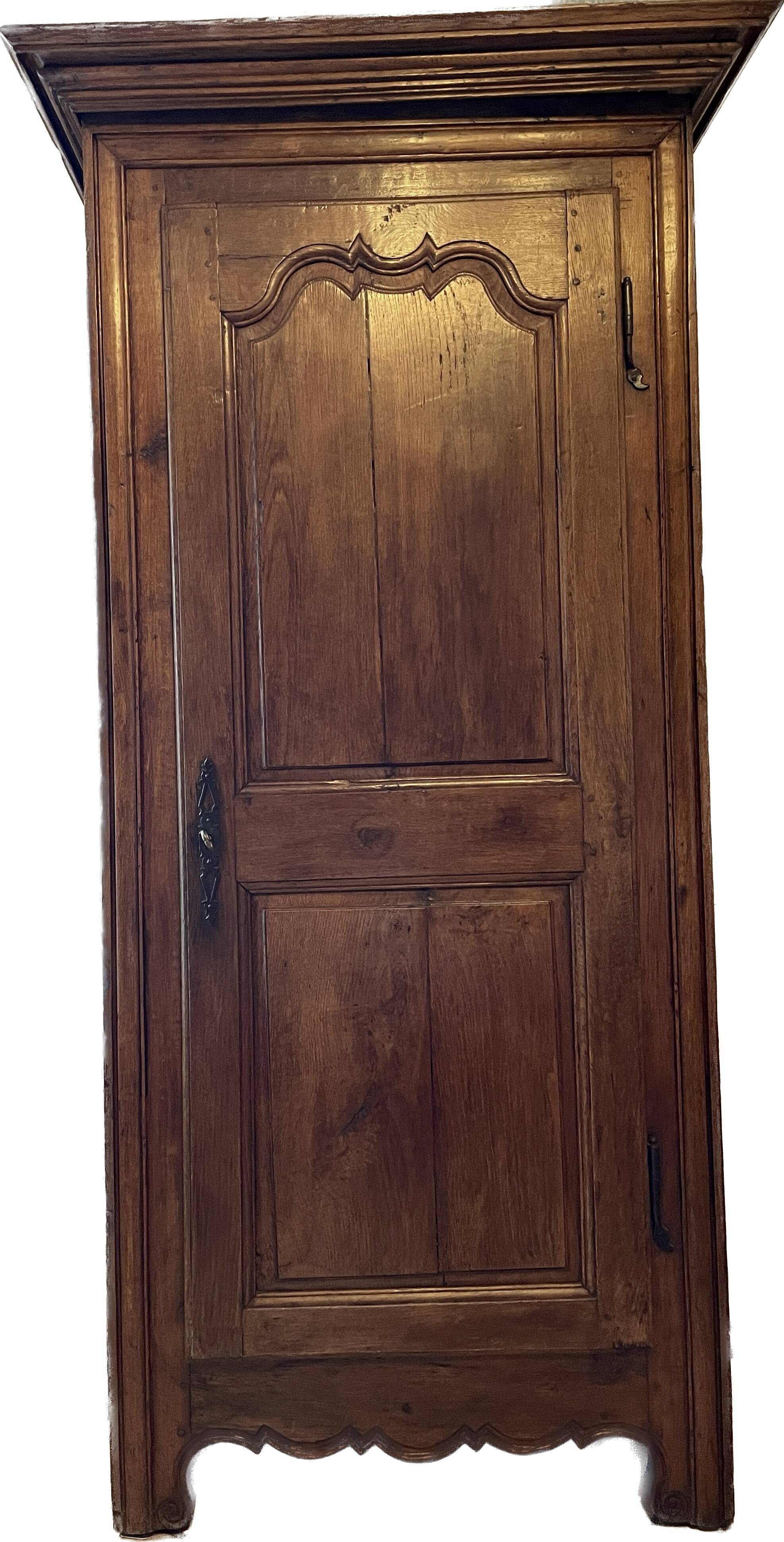 old bonnet maker in beautiful solid oak