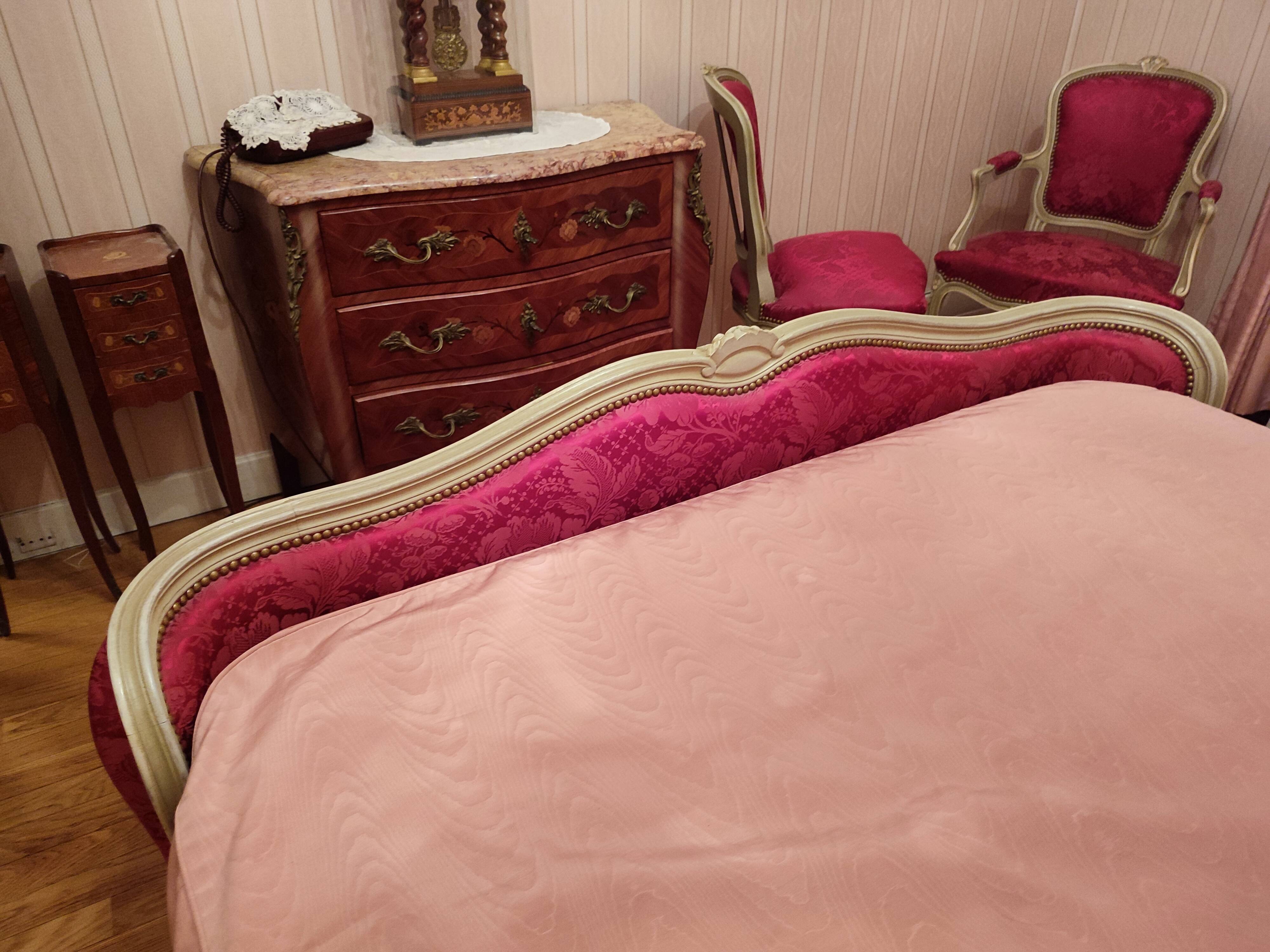 Lit corbeille style Louis XV grand taille