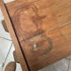 Deux tables de chevet