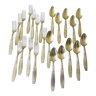 23 seats: 12 forks, 11 spoons, silver metal, 2 punches