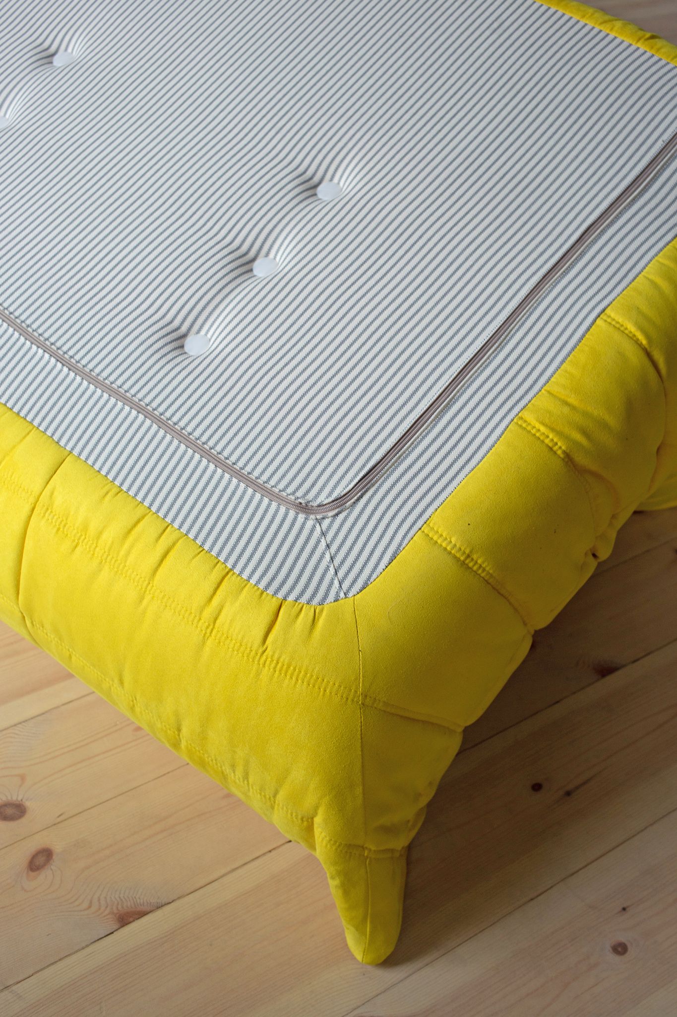 Togo sofa designed by Michel Ducaroy 1973