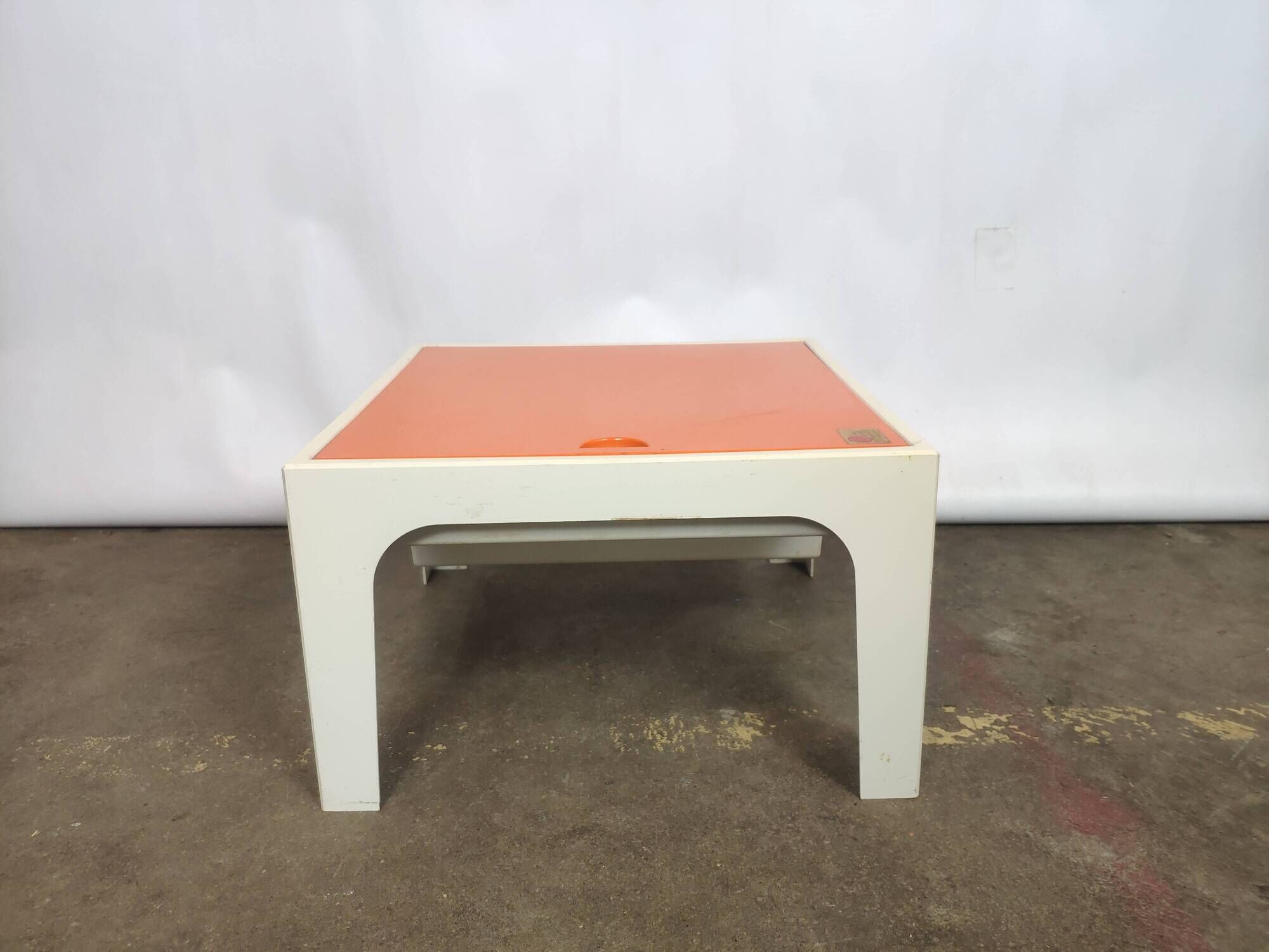Orange and white vintage Prisunic "Flair" 1970