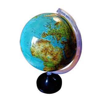 Bright globe of the 1970s
