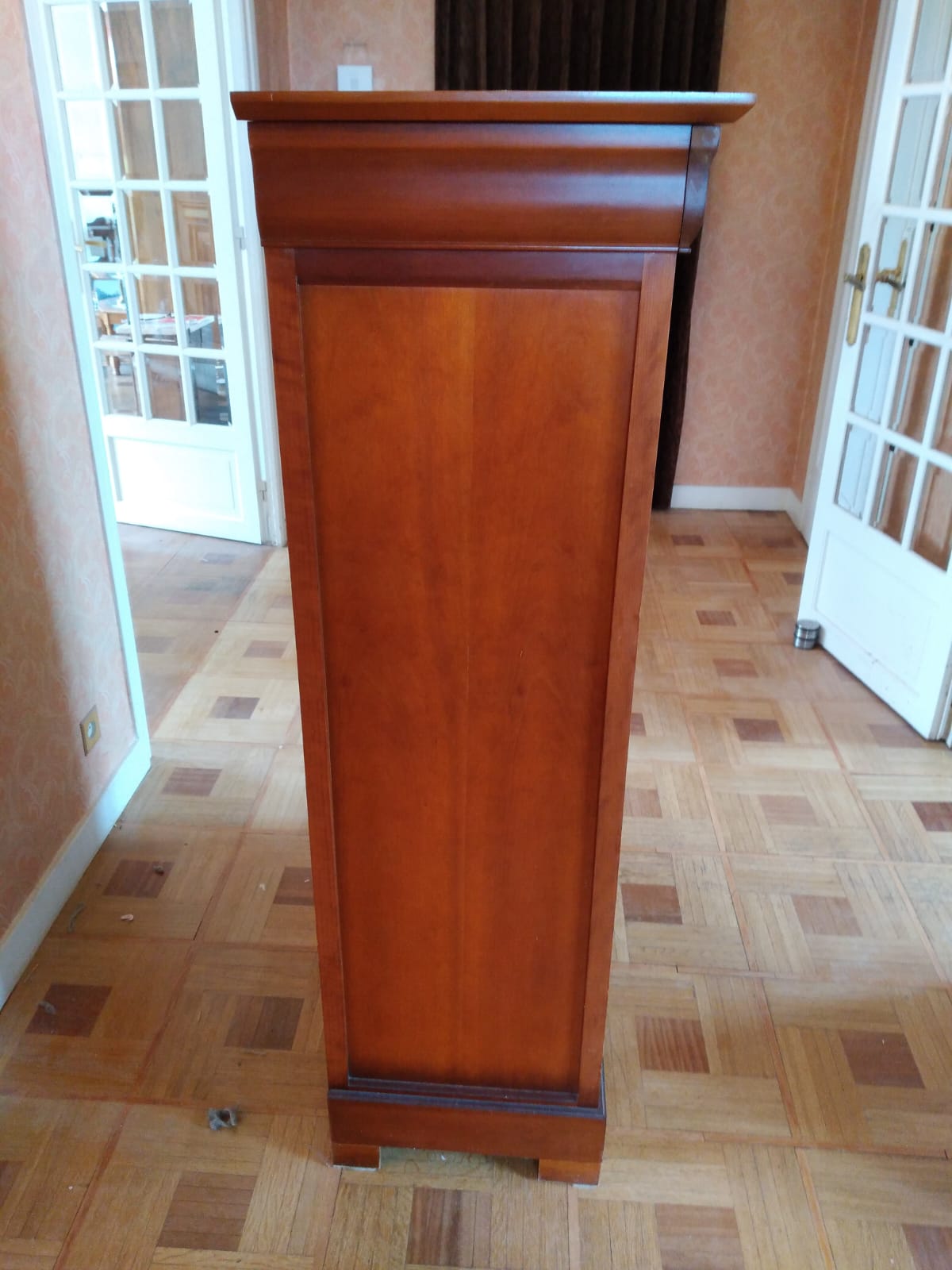 Writing desk in solid wood