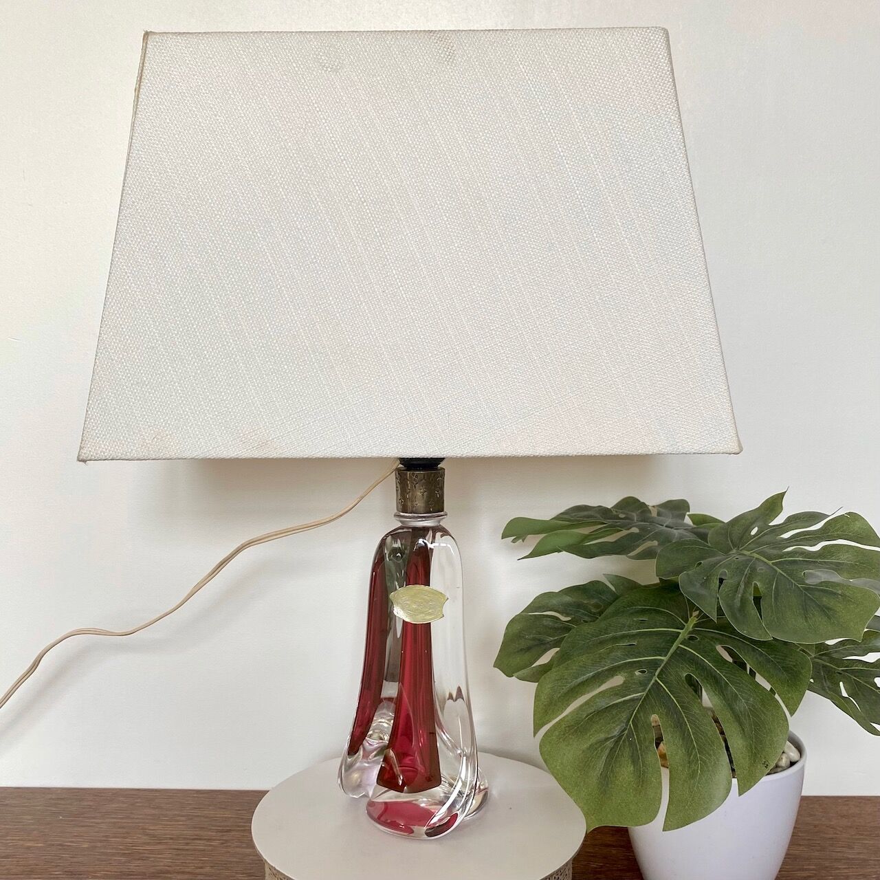 Red Val Saint Lambert lamp