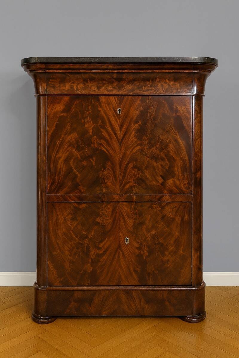 Flamed mahogany secretary from the Restoration period.