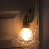 Tulip lamp in iridescent glass