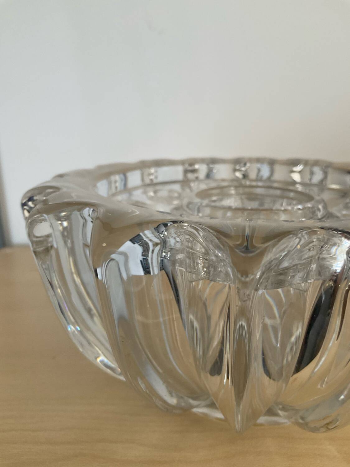 Vase pique fleurs en cristal des années 70
