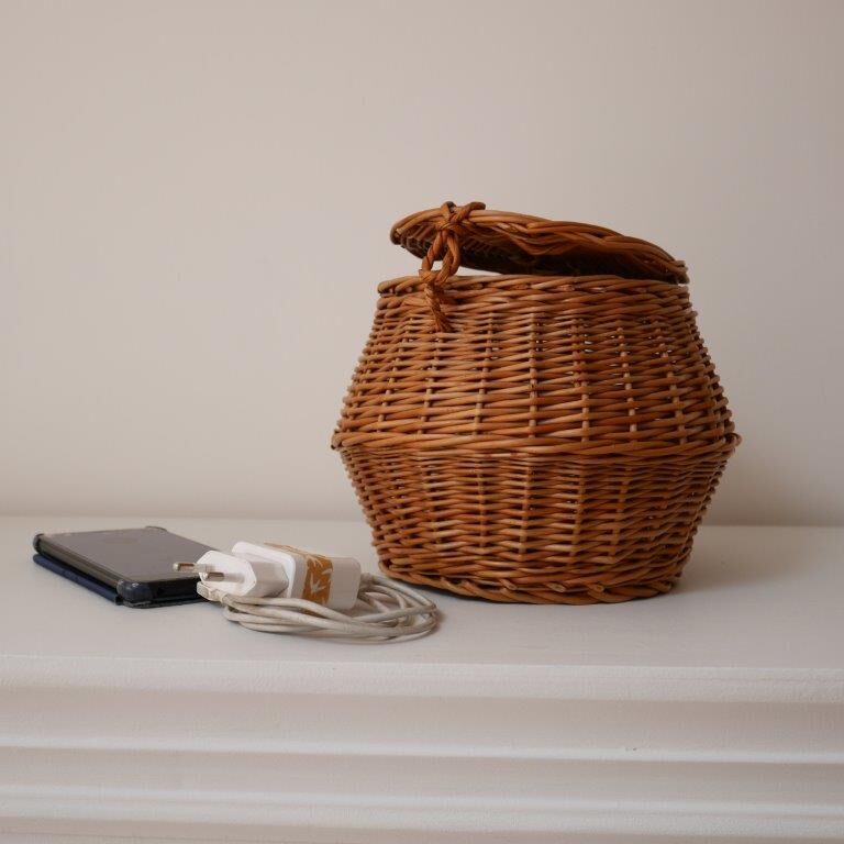Basket box with lid or pocket tray
