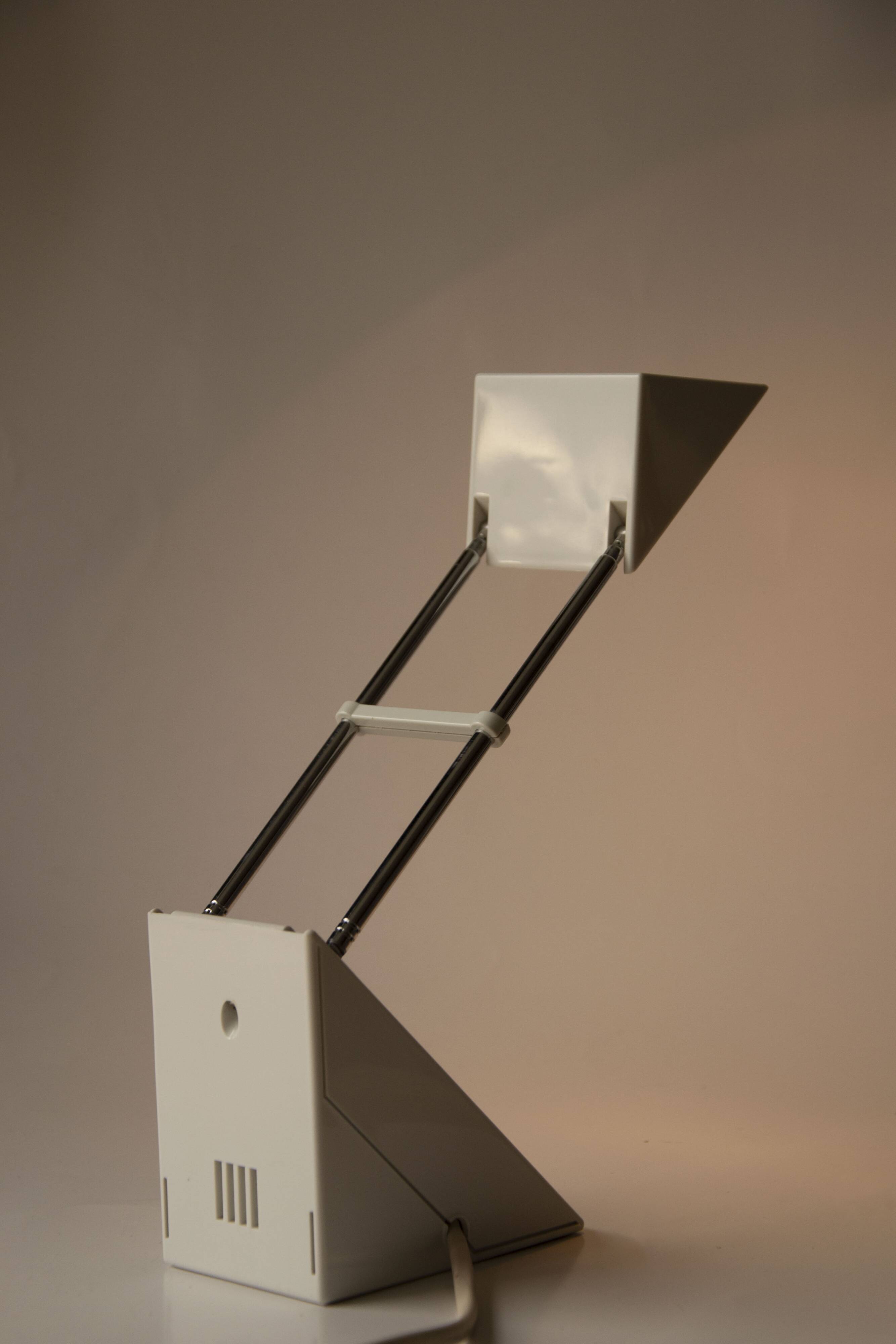 IKEA B9009 telescopic desk lamp, 1980s