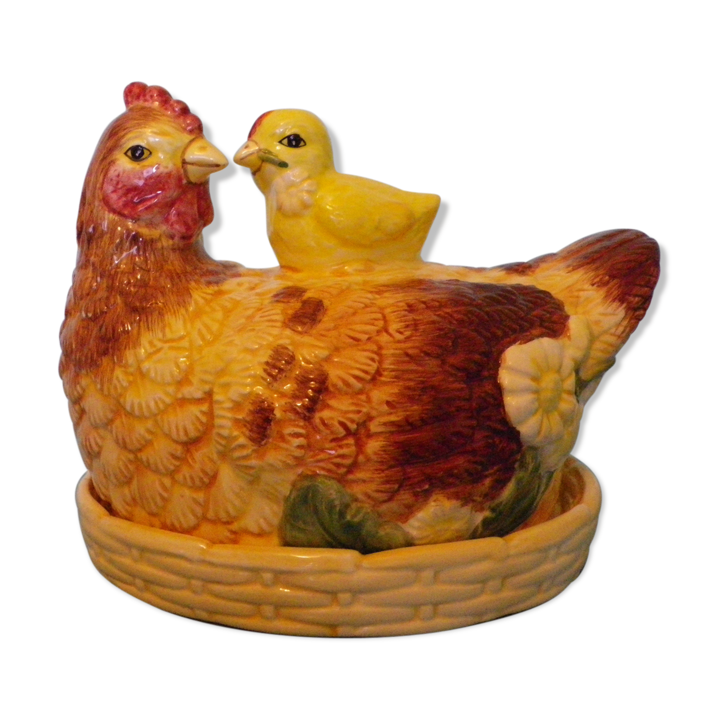 Empty pocket in the shape of a painted ceramic hen
