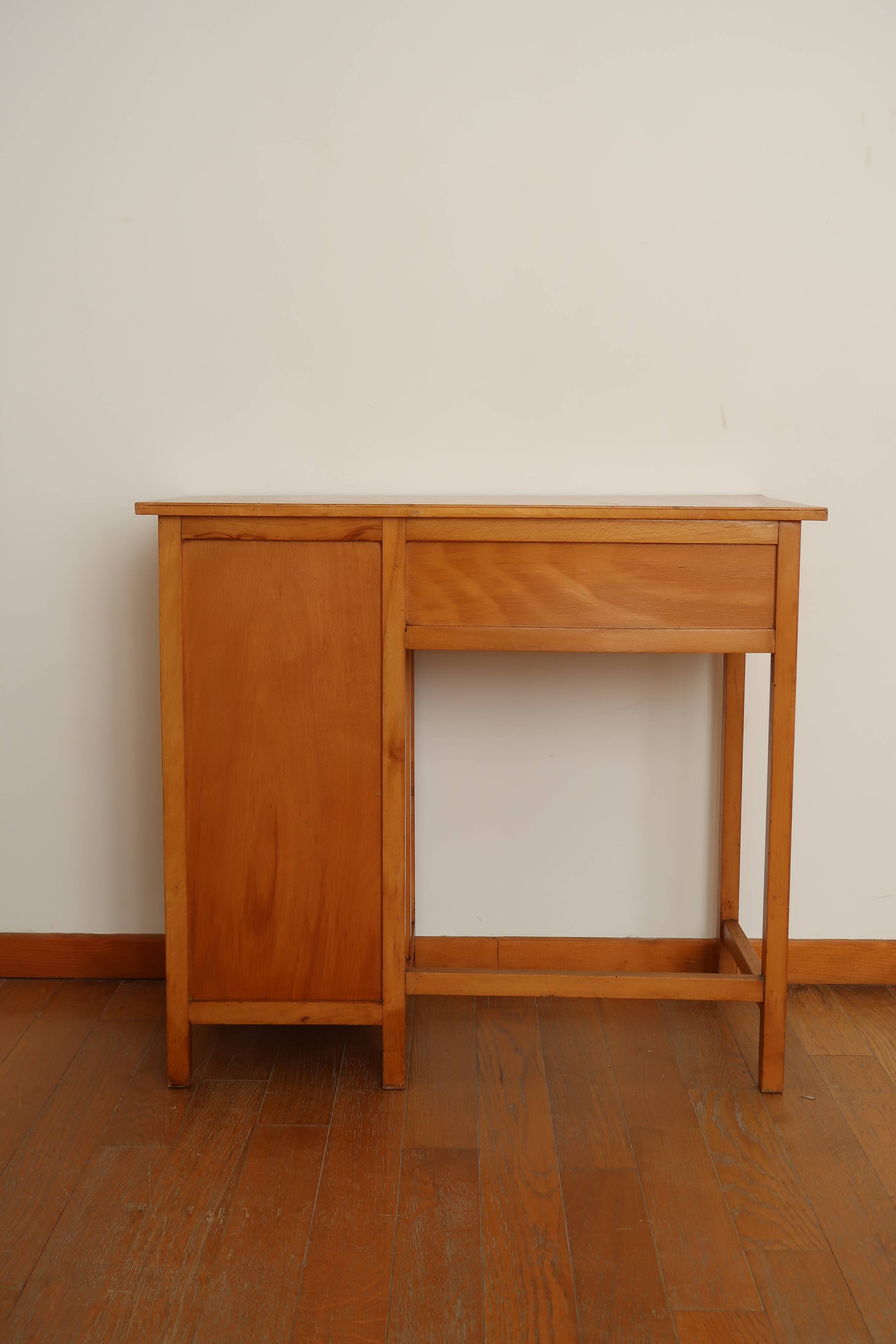 50's wooden desk
