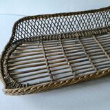 Trash, wicker basket