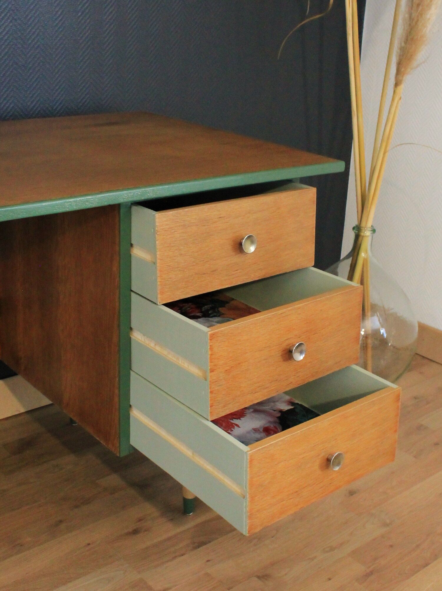 Restored office, 60/70 year, forest green and ancient flowers