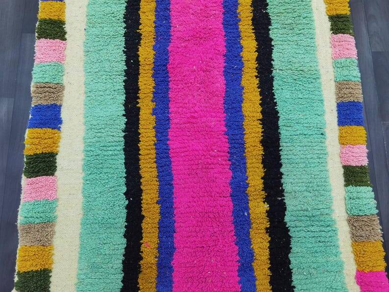 Moroccan Berber rug 250cm x 150cm
