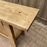 Carpenter's workbench