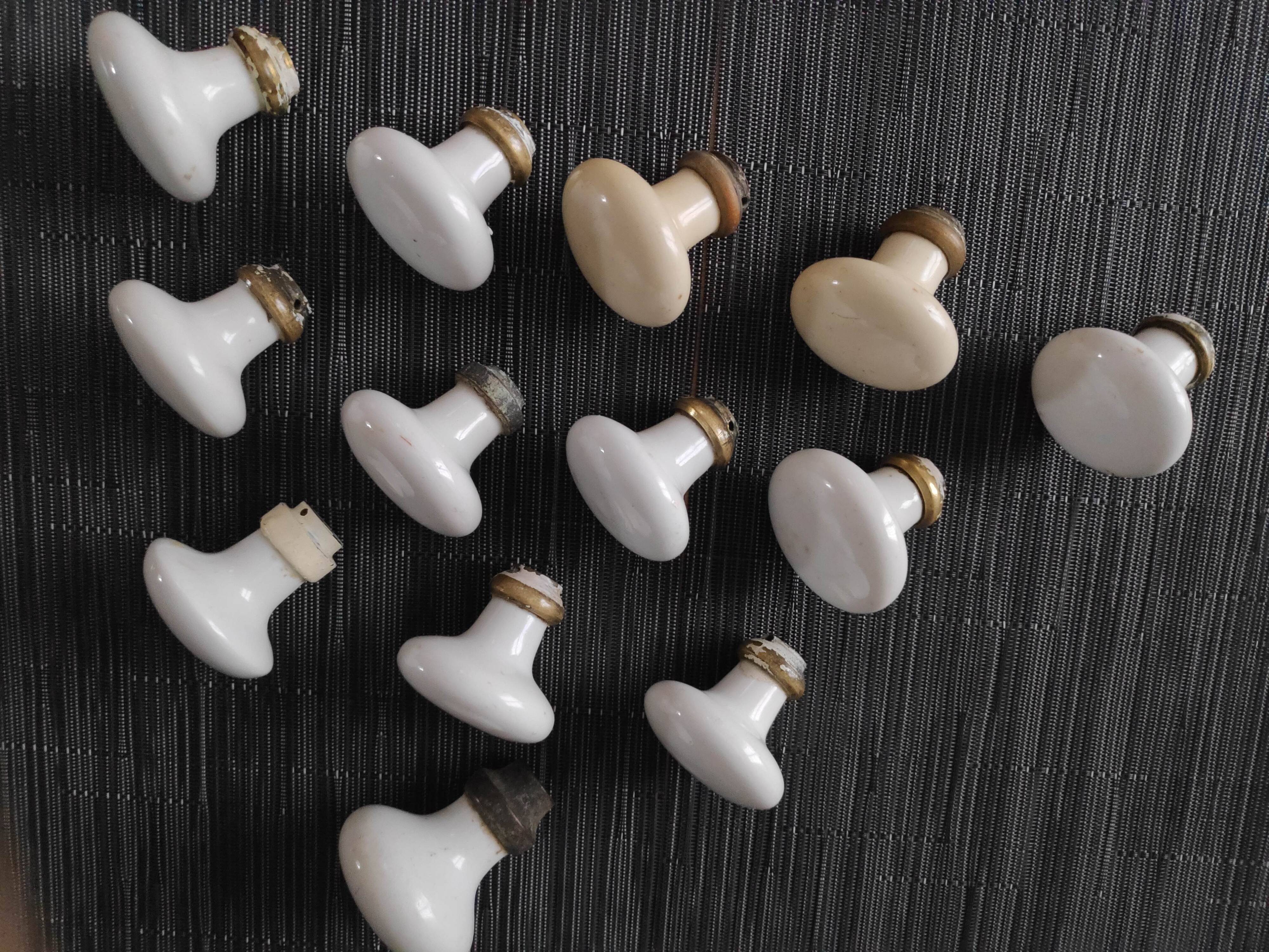 Porcelain handles - Set 1