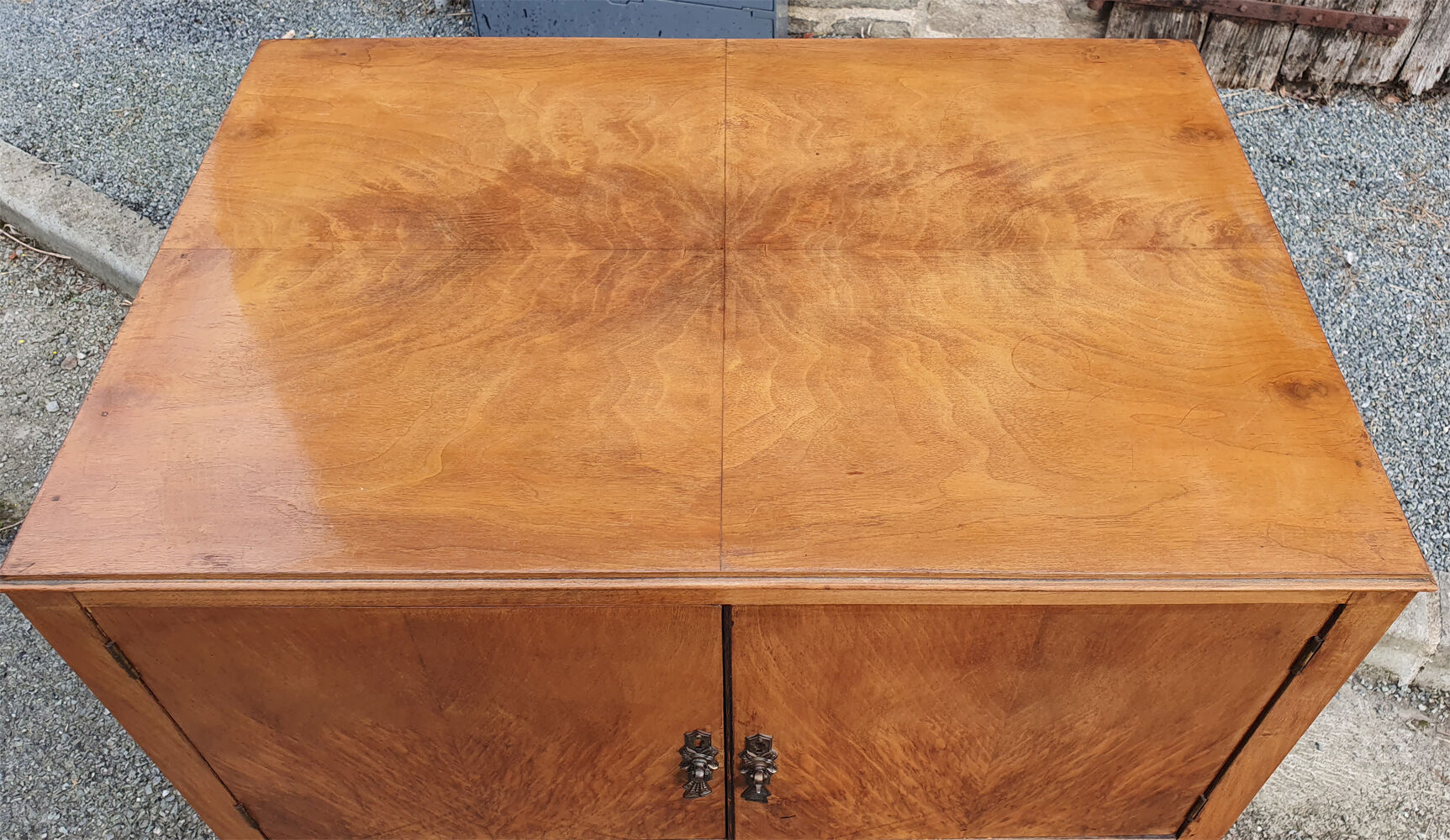 Commode drinks cabinet Robson and sons noyer 1910