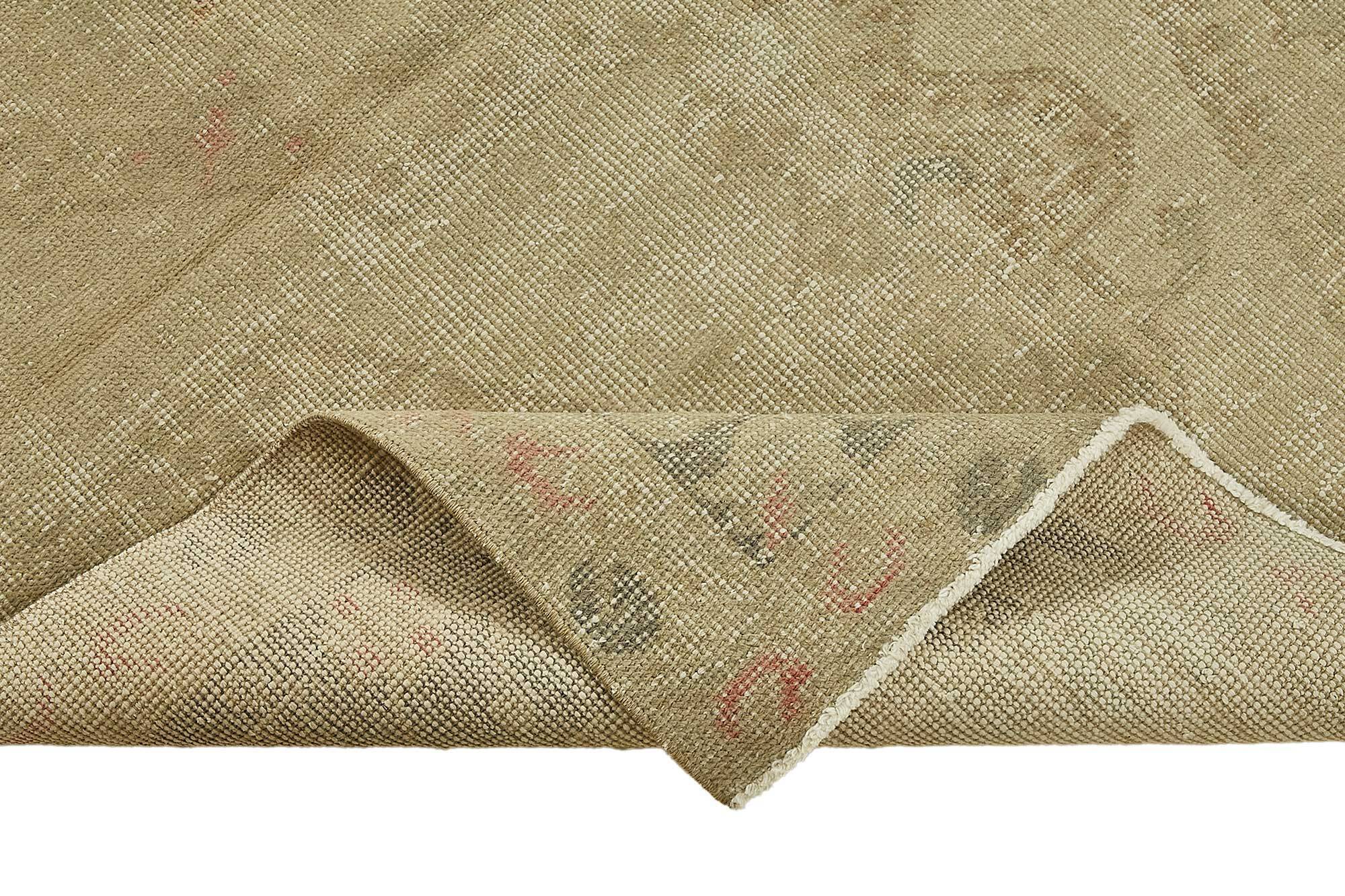 Turkish Vintage Anatolian Rug 136 cm x 227 cm