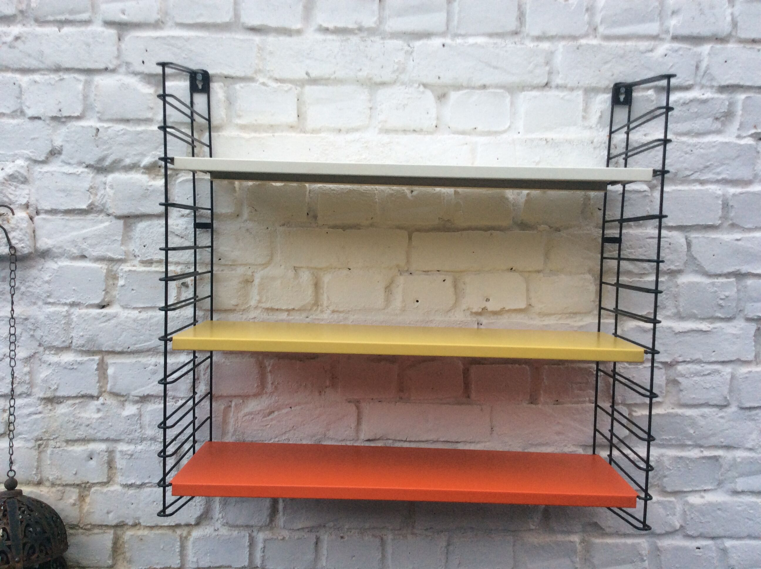 Tomado shelf of the 50s