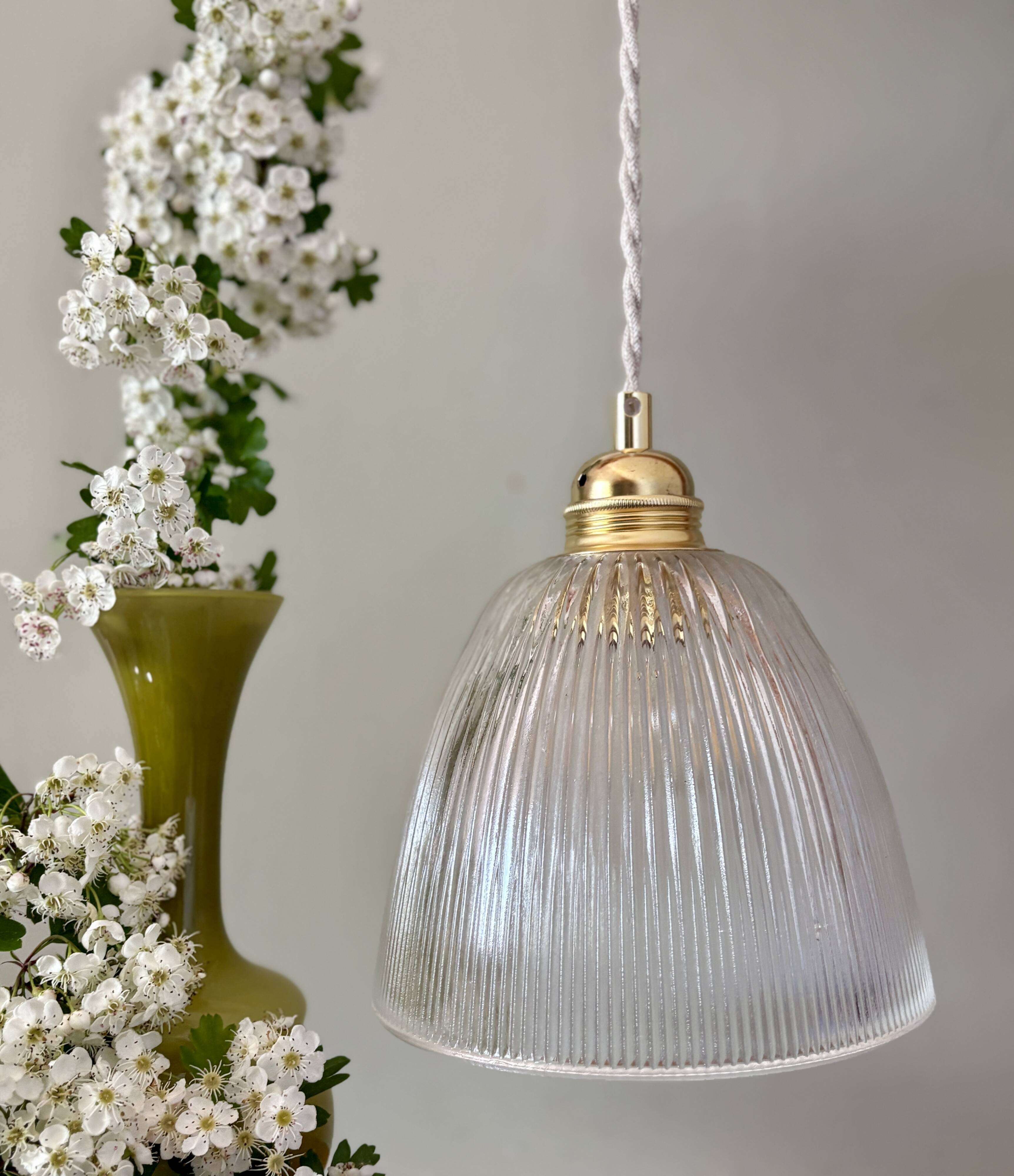 Vintage tulip pendant light in ribbed glass