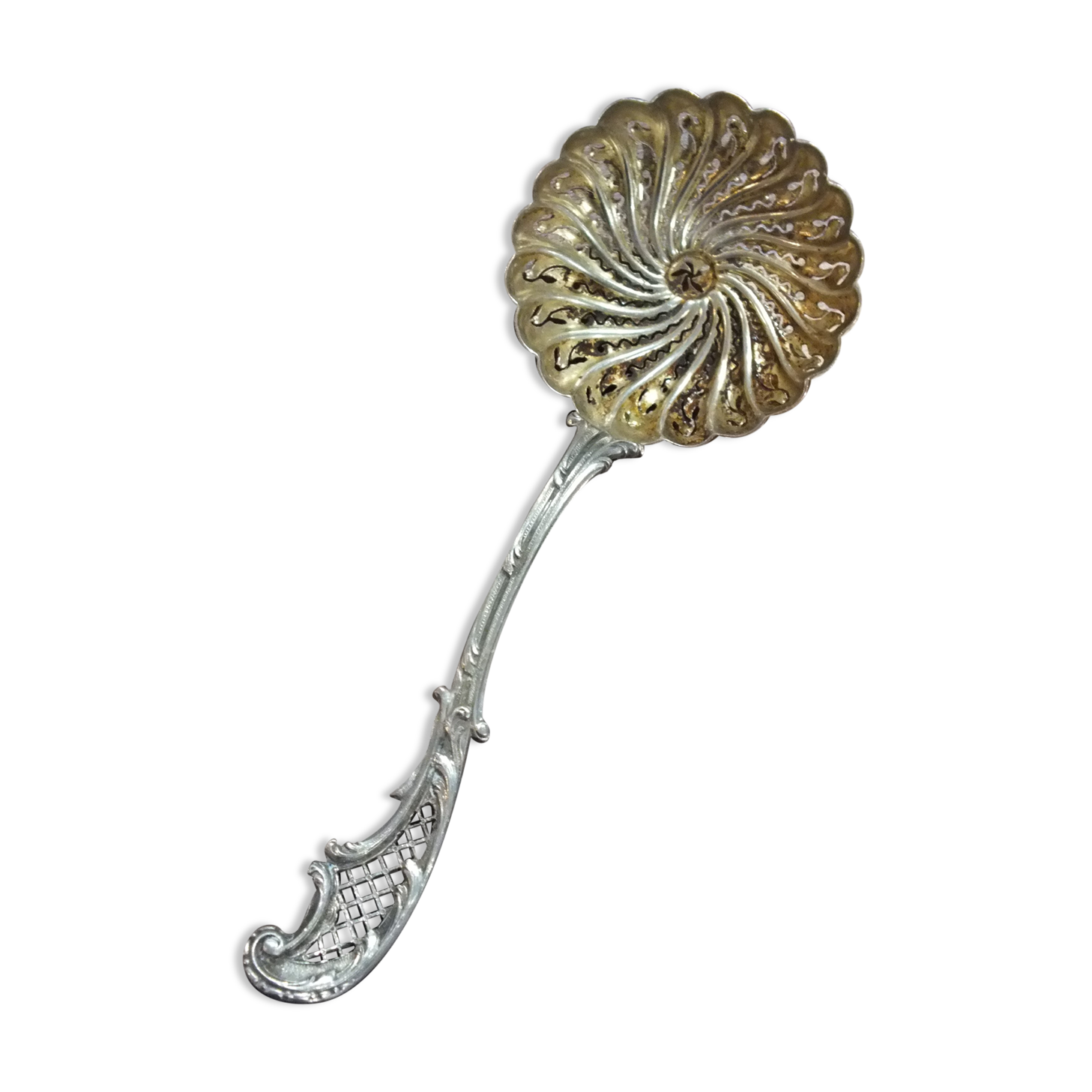 Rocaille style sprinkler in solid silver Minerva