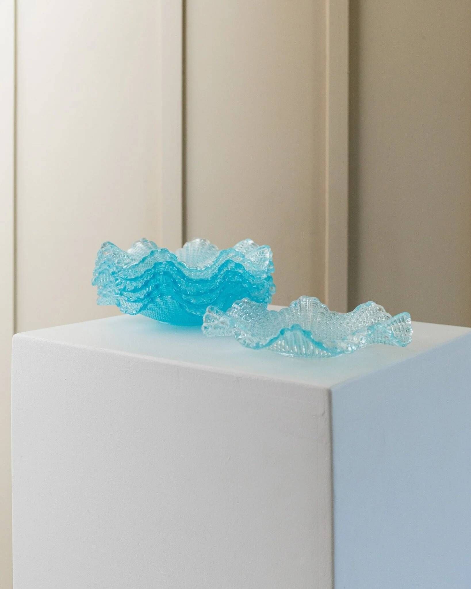Six-piece turquoise crystal glass bowls, vintage 1980s, ruffled scalloped rims, pressed texture