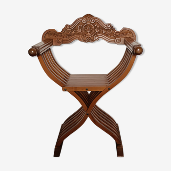 Italian savonarola chair